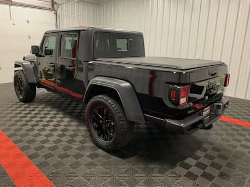 Used 2023 Jeep Gladiator Sport image 6
