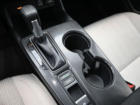 Certified 2024 Honda Civic EX image 31