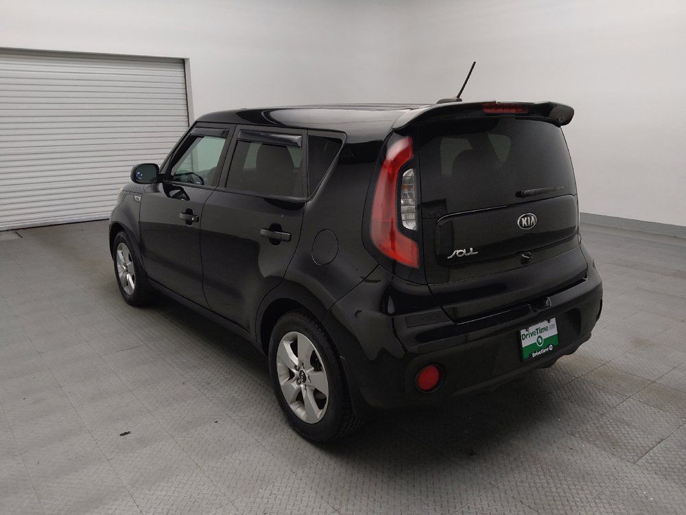 Used 2018 Kia Soul w/ Option Group 020 FWD image 5