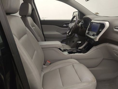 Used 2019 GMC Acadia SLT image 21