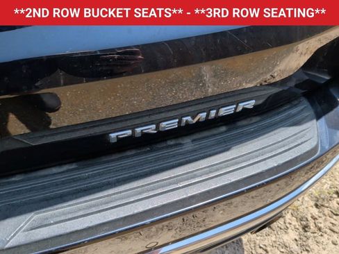 Used 2023 Chevrolet Suburban Premier AWD/4WD image 9