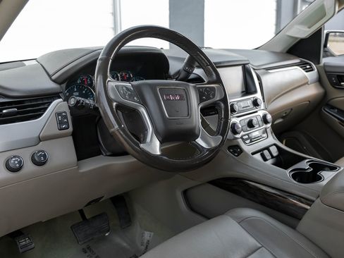 Used 2018 GMC Yukon SLT w/ Open Road Package image 4