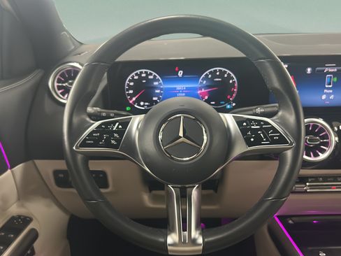 Used 2025 Mercedes-Benz GLA 250 image 24