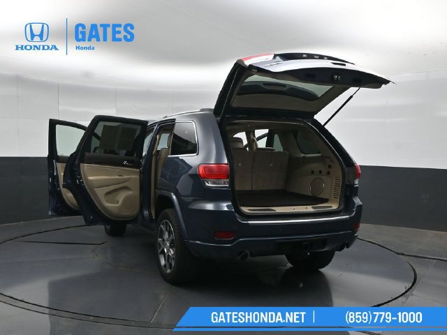 Used 2019 Jeep Grand Cherokee Overland AWD/4WD image 59