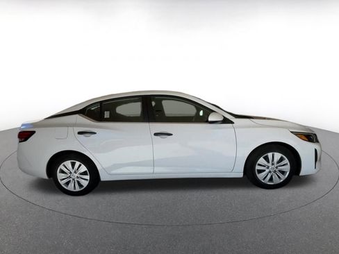 Used 2025 Nissan Sentra S image 16