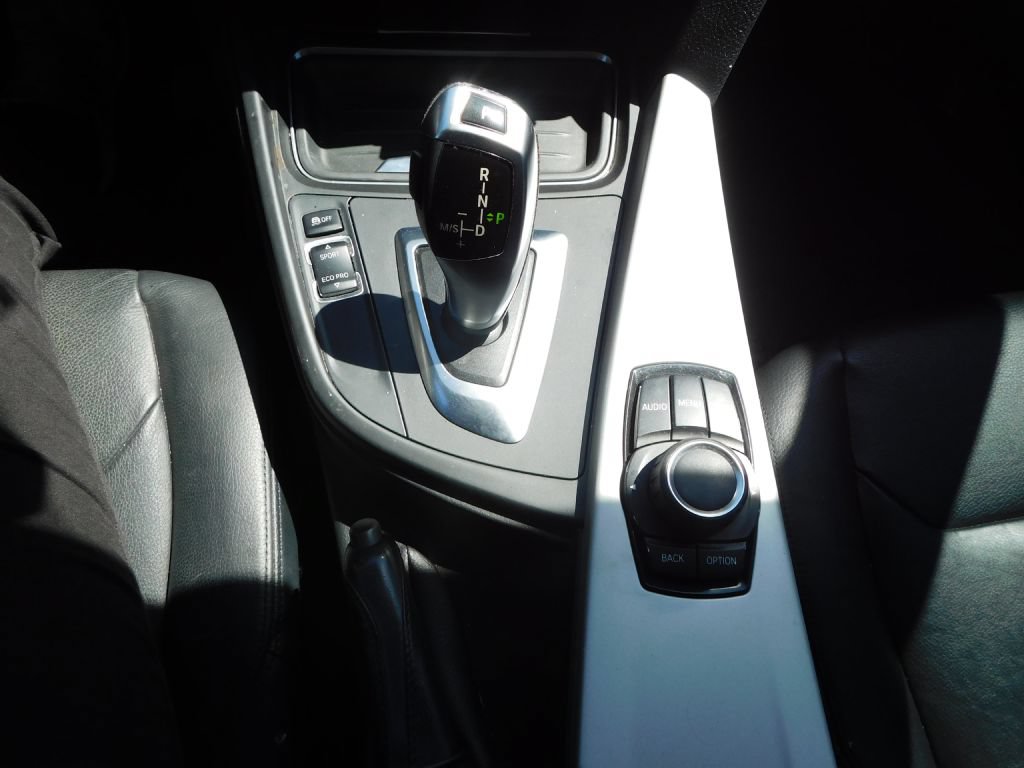 Used 2012 BMW 328i Sedan RWD image 25