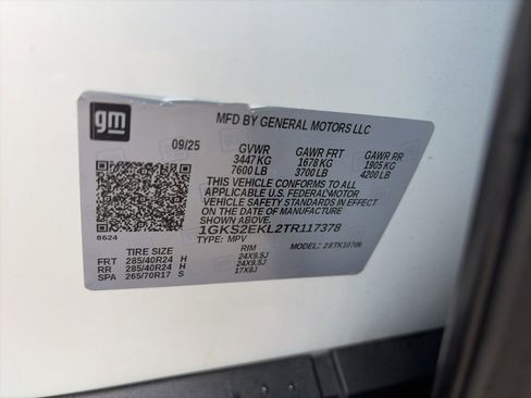 Used 2026 GMC Yukon Denali Ultimate AWD/4WD image 35