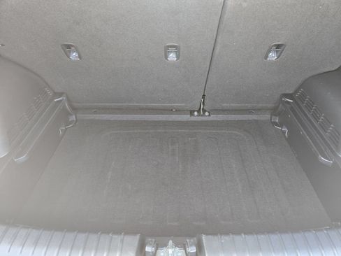 Used 2025 Kia Soul LX w/ LX Technology Package FWD image 31
