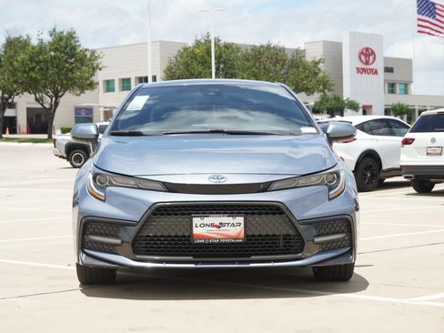 Used 2020 Toyota Corolla SE FWD image 3