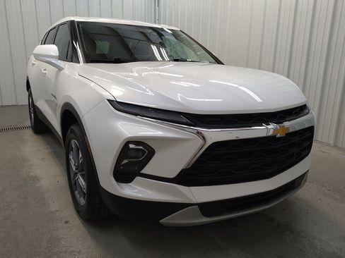 Used 2023 Chevrolet Blazer LT w/ Driver Confidence Package FWD image 13