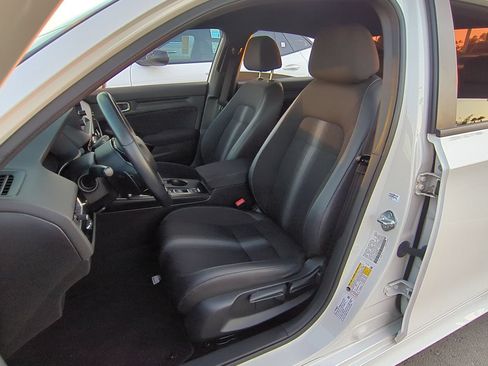 Used 2024 Honda Civic Sport image 18