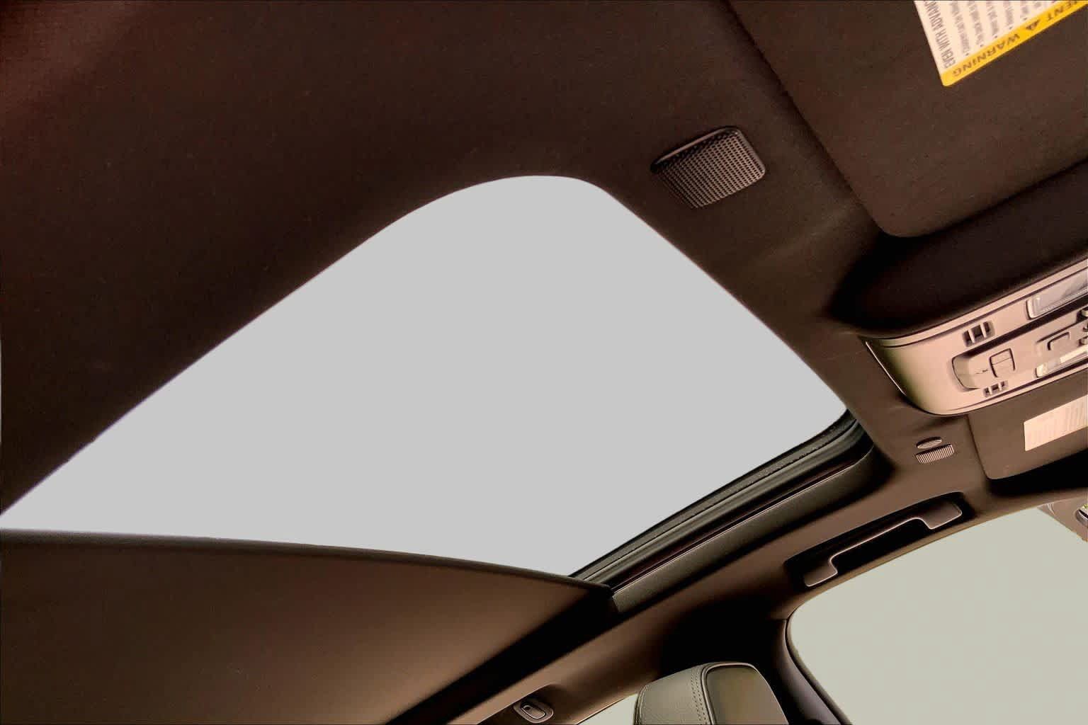 Certified 2022 GMC Yukon Denali AWD/4WD image 19