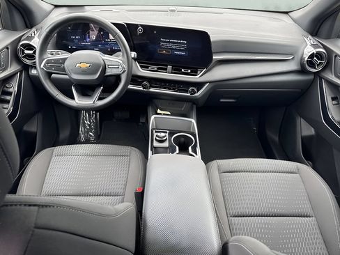 Used 2026 Chevrolet Equinox LT FWD image 27