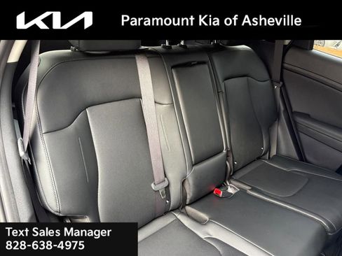 Used 2023 Kia Sportage EX image 22