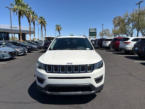 Used 2018 Jeep Compass Sport AWD/4WD image 2
