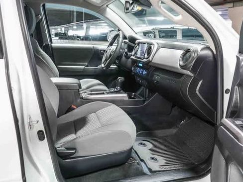 Used 2023 Toyota Tacoma SR5 image 17