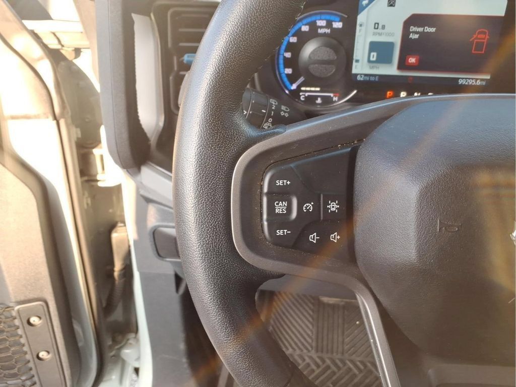 Used 2022 Ford Bronco Black Diamond AWD/4WD image 19