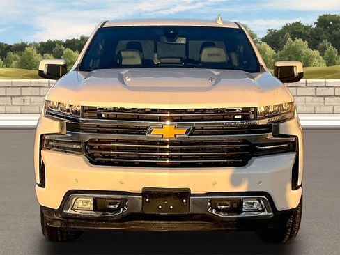 Used 2020 Chevrolet Silverado 1500 High Country w/ Safety Package II image 3