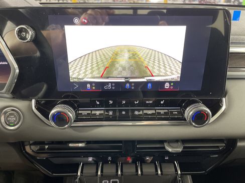 New 2025 GMC Canyon Elevation w/ Convenience Package image 24