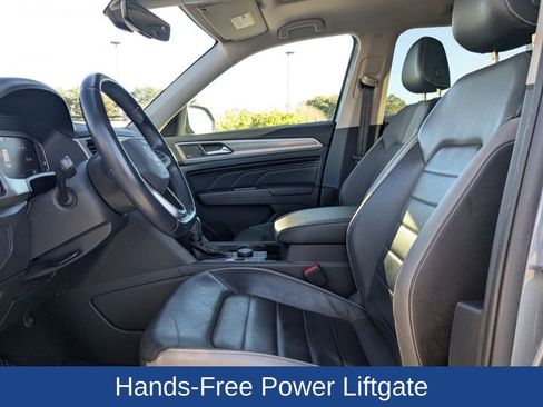 Used 2021 Volkswagen Atlas SEL Premium image 15