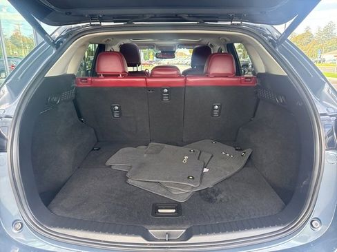 Used 2023 MAZDA CX-5 Carbon Edition image 9