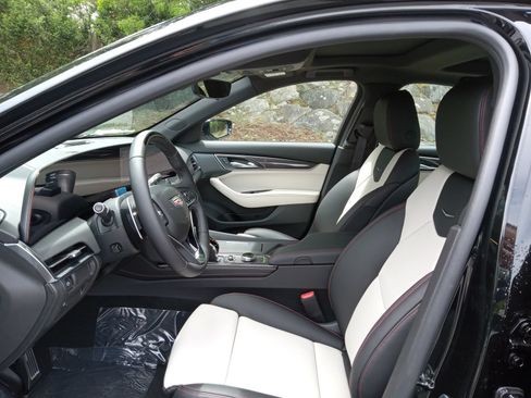 New 2026 Cadillac CT5 Sport w/ Technology Package AWD/4WD image 11