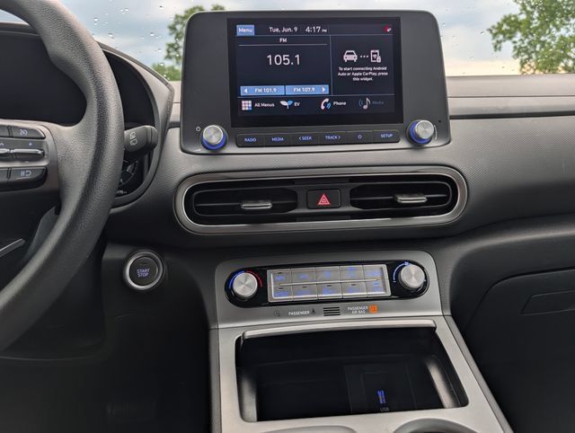 Used 2023 Hyundai Kona SE FWD image 18