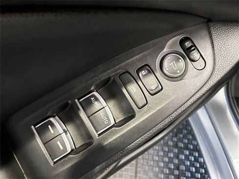 Used 2022 Honda Accord Sport image 14