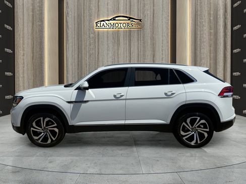 Used 2022 Volkswagen Atlas Cross Sport SEL image 5