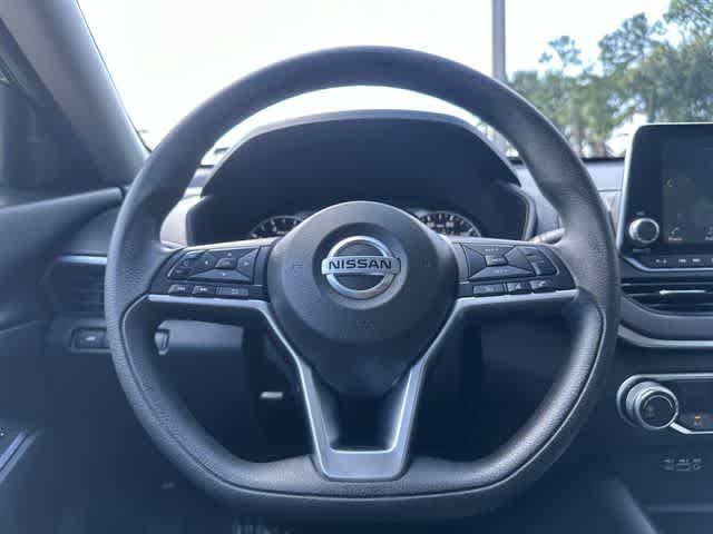 Used 2022 Nissan Altima 2.5 SV FWD image 28