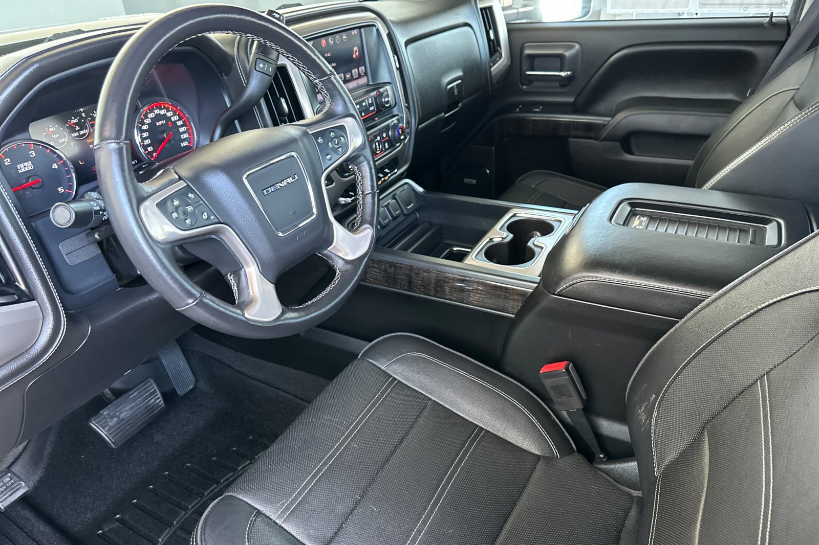 Certified 2016 GMC Sierra 3500 Denali w/ Duramax Plus Package RWD image 10