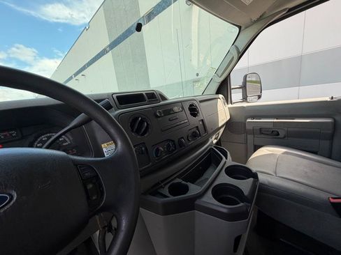 Used 2019 Ford E-350 and Econoline 350 Super Duty w/ Power Windows & Locks Group RWD image 35
