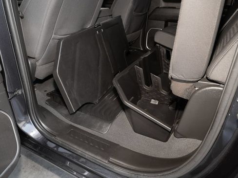 Used 2023 Chevrolet Silverado 1500 LT RWD image 37