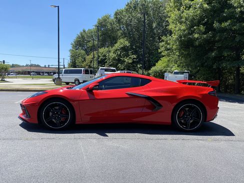 Used 2024 Chevrolet Corvette Stingray Preferred Cpe w/ 2LT RWD image 6