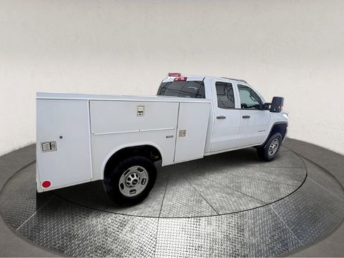 Used 2019 GMC Sierra 2500 4x4 Double Cab w/ Sierra Convenience Package image 2