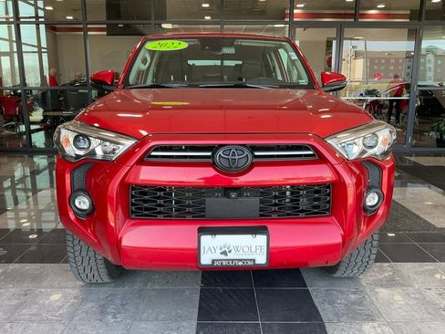 Certified 2022 Toyota 4Runner SR5 Premium w/ TRD Black Wheel Package (TMS) image 2