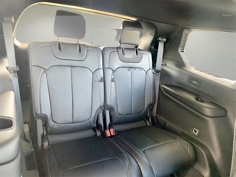 New 2025 Jeep Grand Cherokee L Limited w/ Black Appearance Package image 31