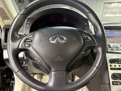 Used 2014 INFINITI Q60 AWD Coupe w/ Premium Package image 19