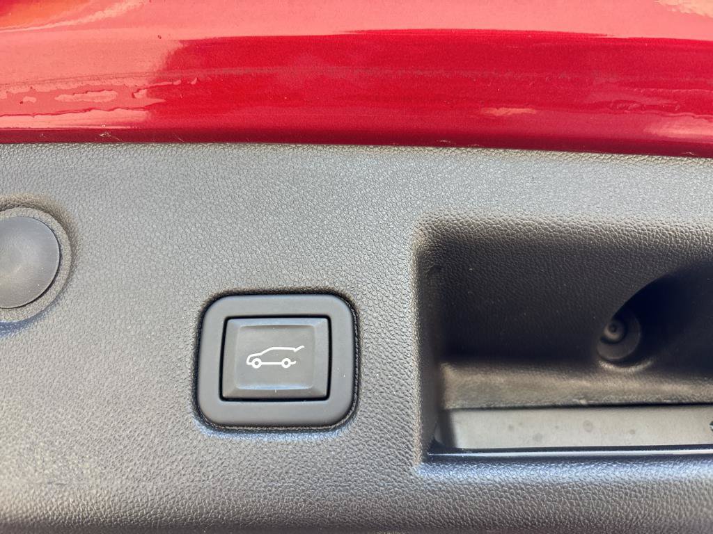 Used 2024 Chevrolet Equinox RS w/ RS Leather Package FWD image 35