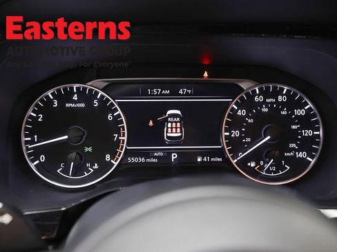 Used 2024 Nissan Pathfinder SV image 18