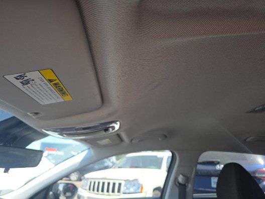 Used 2025 Hyundai Elantra SE FWD image 17