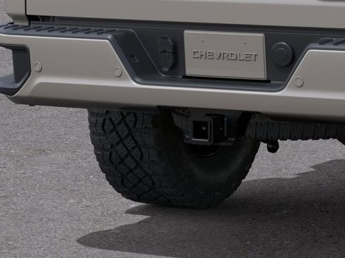 New 2026 Chevrolet Silverado 2500 ZR2 w/ LPO, Dark Essentials Package image 21