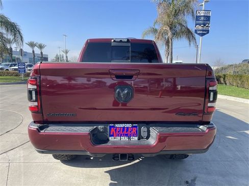 Used 2021 RAM 2500 Laramie w/ Night Edition image 7