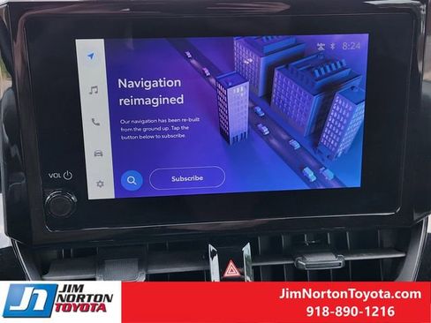 Used 2024 Toyota Corolla SE FWD image 18