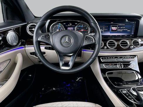 Used 2017 Mercedes-Benz E 300 image 6