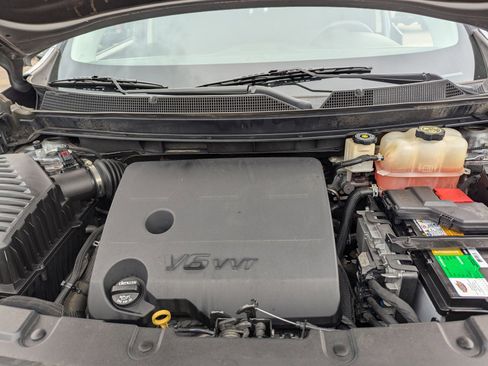 Certified 2018 Chevrolet Traverse LS image 32