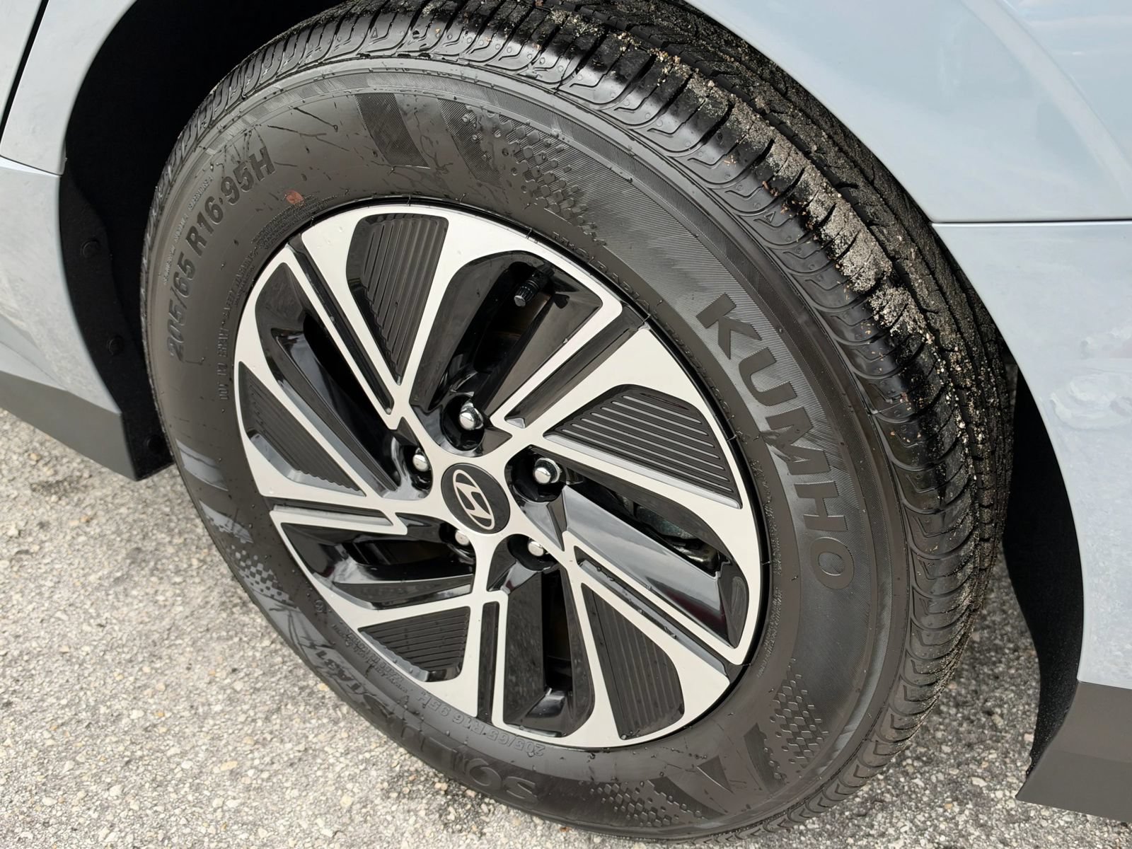 Used 2026 Hyundai Sonata Blue FWD image 25