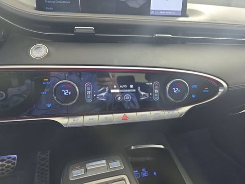 Used 2023 Genesis GV70 2.5T w/ Sport Prestige Package AWD/4WD image 27