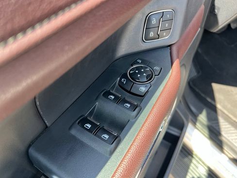 Used 2024 Ford Expedition Max Limited AWD/4WD image 12