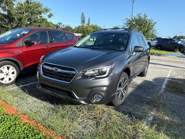 Used 2018 Subaru Outback 2.5i Limited AWD/4WD image 3